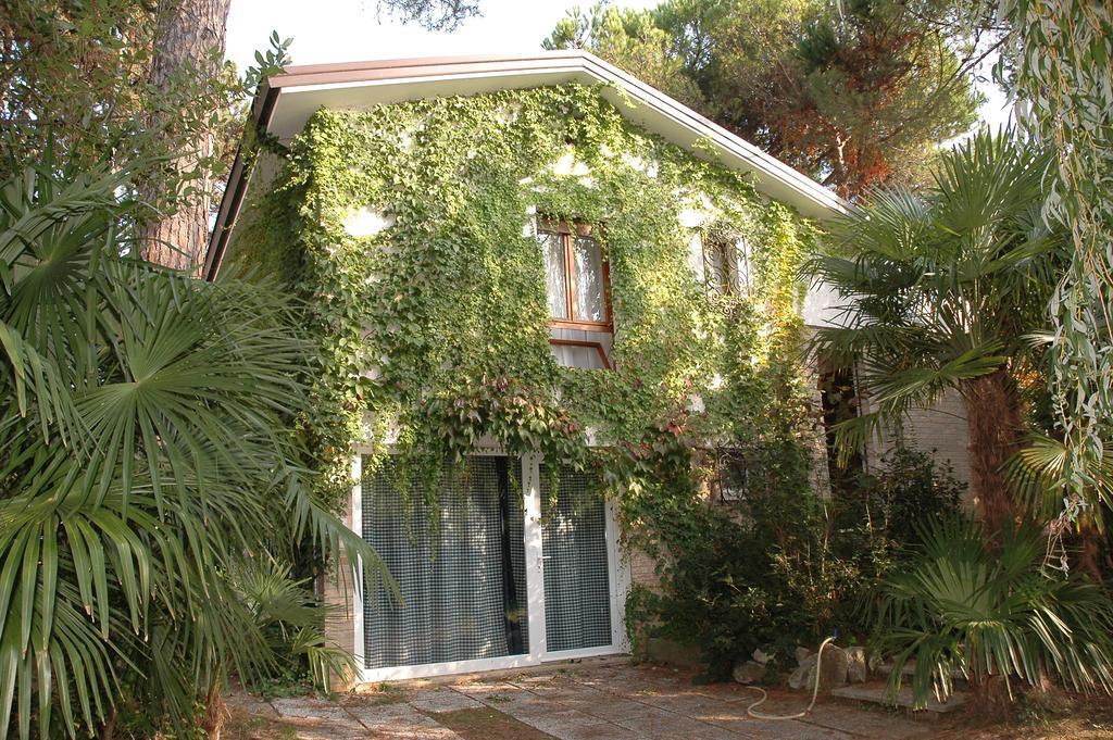 Villa Francesca 利尼亚诺萨比亚多罗 外观 照片