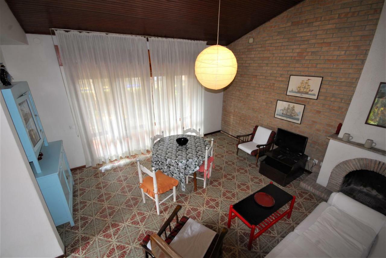 Villa Francesca 利尼亚诺萨比亚多罗 外观 照片